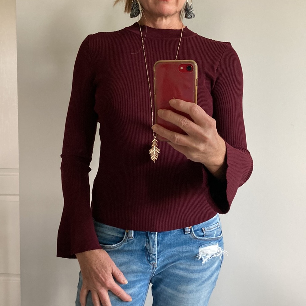 Wine Color Flare Sleeve Ribbed Knit Top - Picture 3 of 11